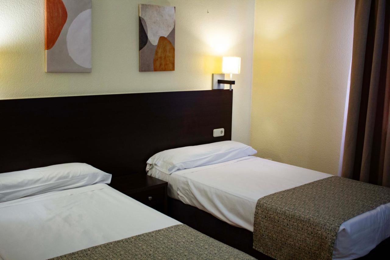 Hotel Tudanca-Aranda II Fuentespina Екстер'єр фото